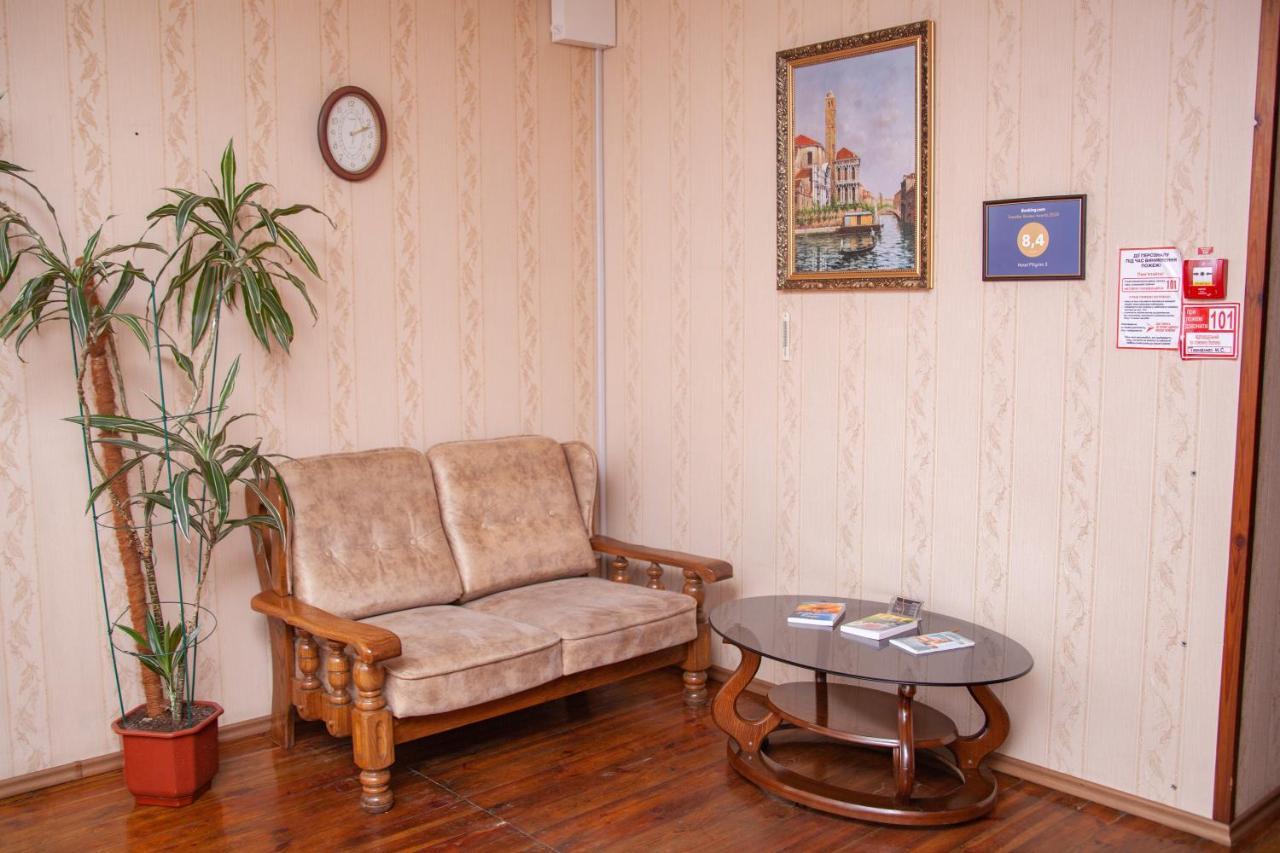 Hotel Piligrim 3 Mykolaiv Exterior photo